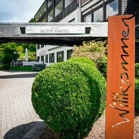 Sauerland Alpin Hotel 3*