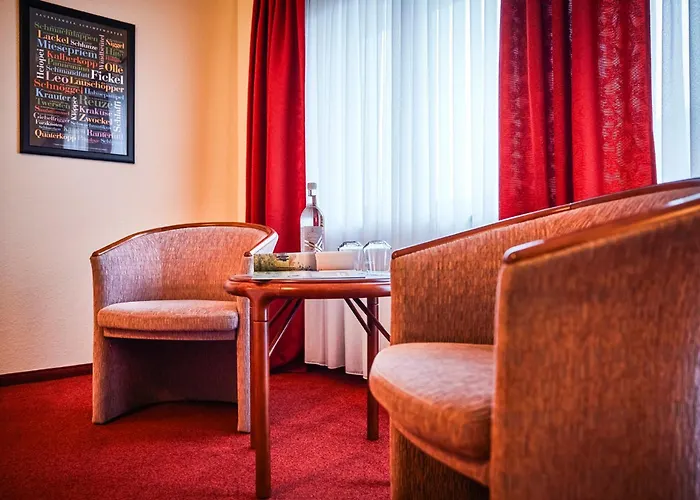 מלון Sauerland Alpin 3*