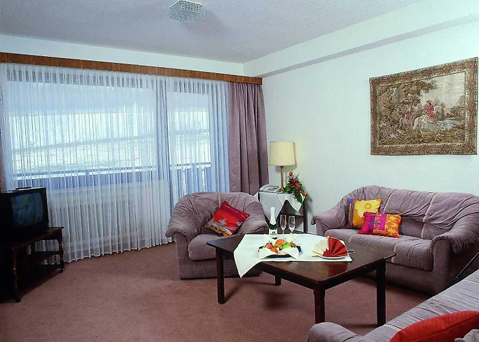 Sauerland Alpin מלון 3*